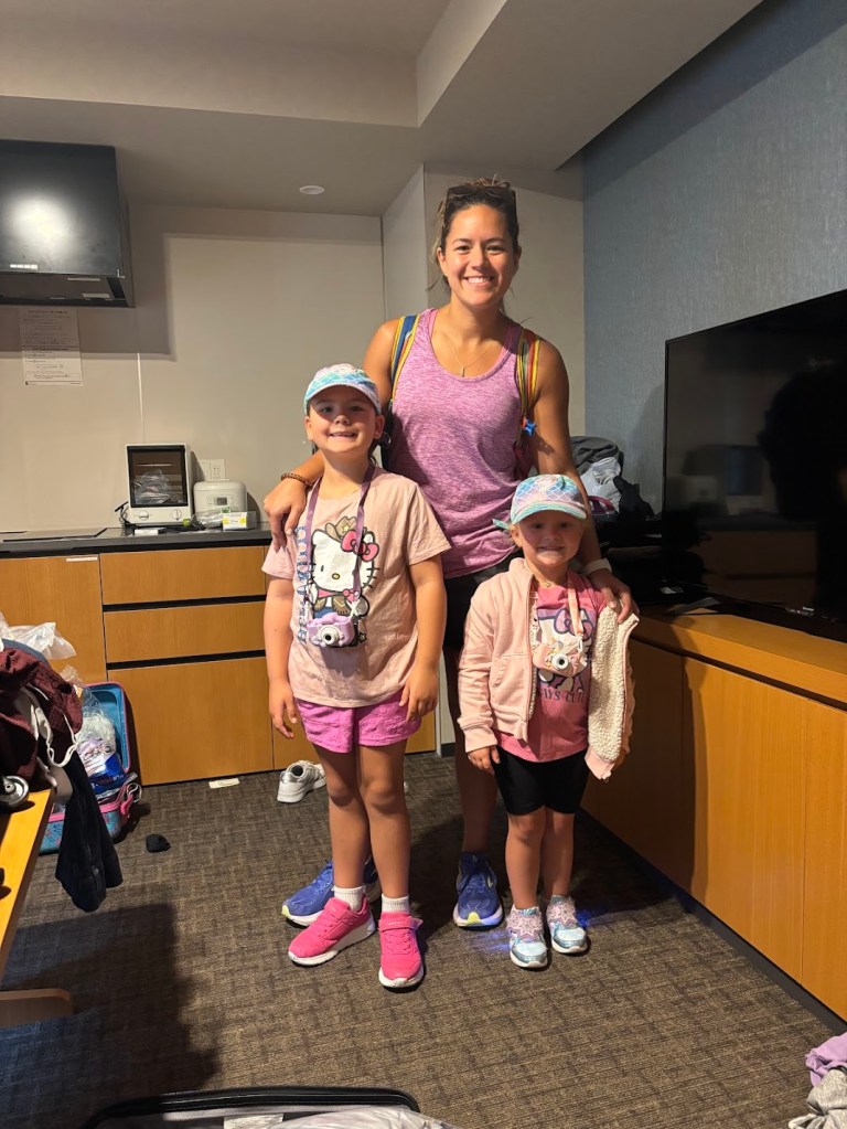 Mom with kids on early morning to Tokyo