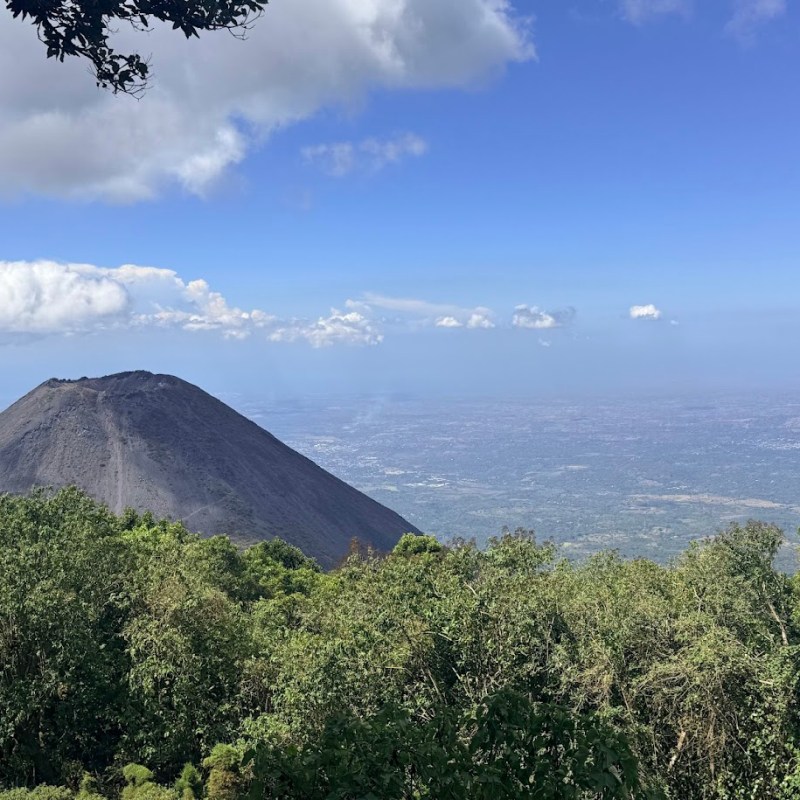 Ahí Vemos, El&nbsp;Salvador